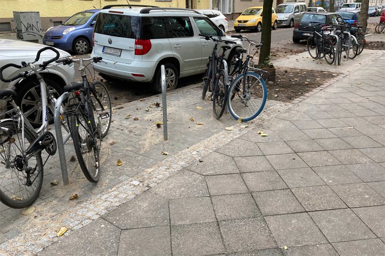 Fahrradbügel zum Abstellen und Anschließen von Fahrrädern