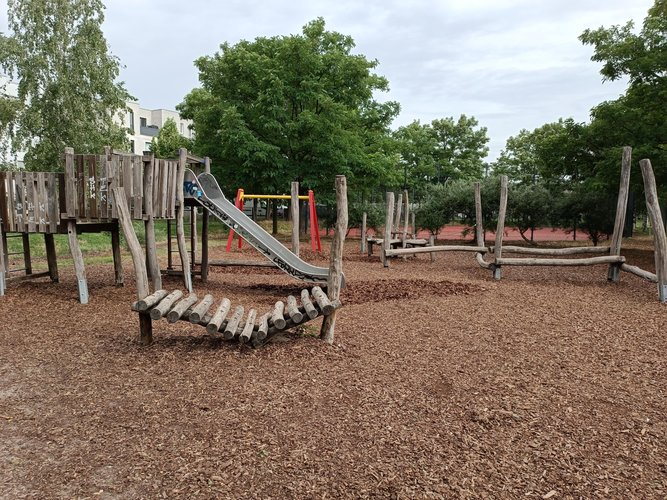 Mehr Informationen über Spielplatzneugestaltung im Blankensteinpark