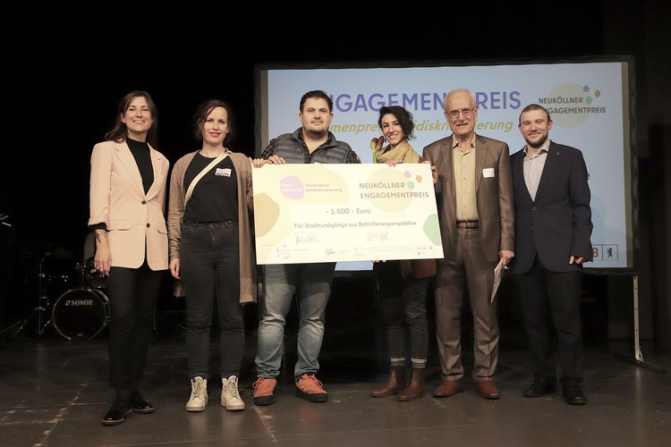Mehr Informationen über Online-Beteiligung zum Neuköllner Engagementpreis 2025