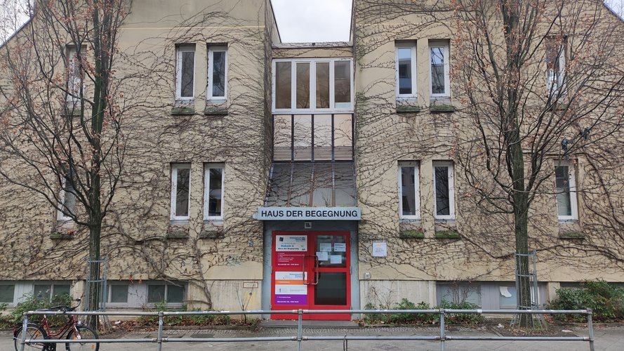 Mehr Informationen über Aufwertung und Öffnung des Hauses der Begegnung, Rollbergsiedlung