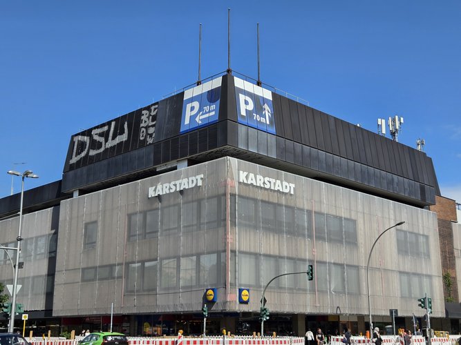 Mehr Informationen über Die Müllerstraße 25 (Karstadt am Leopoldplatz)
