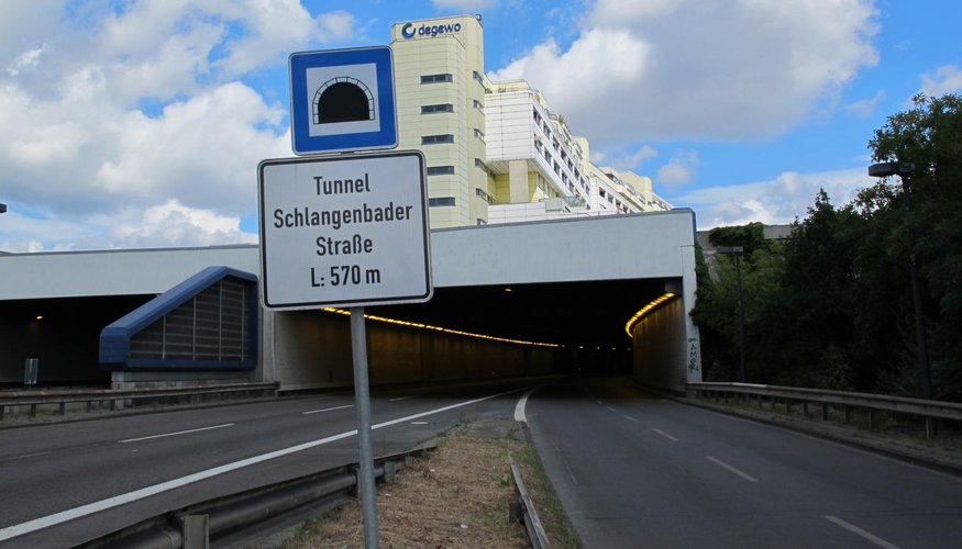 Mehr Informationen über Tunnel Schlangenbader Straße
