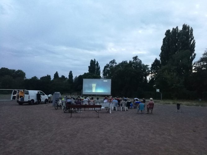 Mehr Informationen über Freiluftkino Buch - Sommer 2021