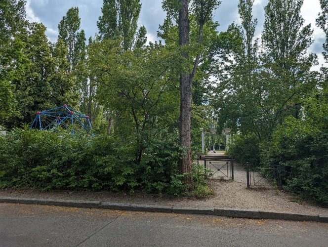 Mehr Informationen über Sanierung Spiel- und Bolzplatz am Bernkastler Platz