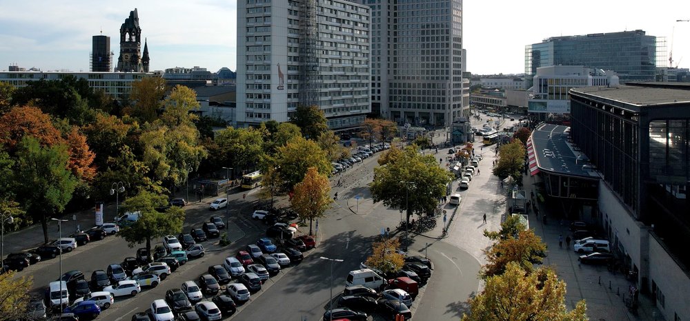 Mehr Informationen über SMART SPACE Hardenbergplatz: Vom Vor- zum Stadtplatz – Smarte Räume gestalten und betreiben
